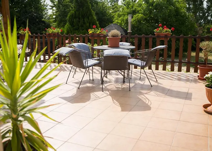 Sunny Garden
