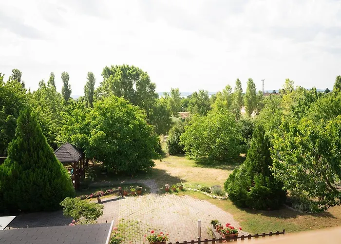 Apartament Sunny Garden *